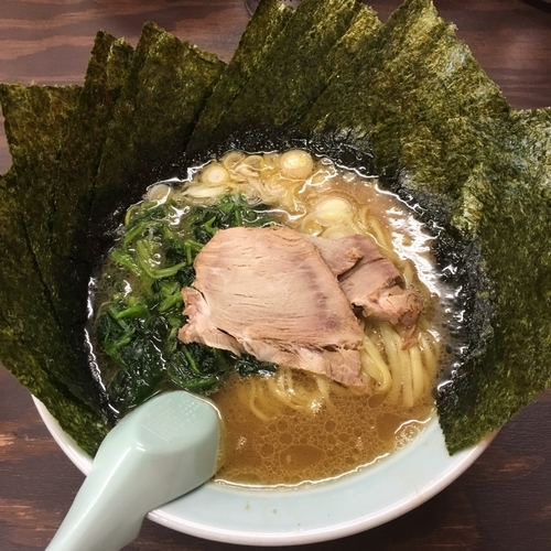 「ほうれん草らーめん (790円) のり (100円)」@麺屋 ヤスシボーイの写真