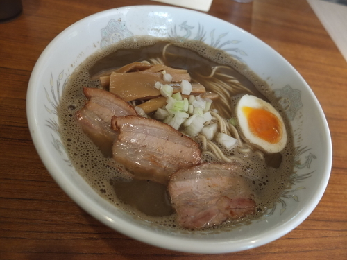 「濃厚煮干ラーメン（背脂無・大盛り）」@麺＆cafe Coi.Coi.の写真