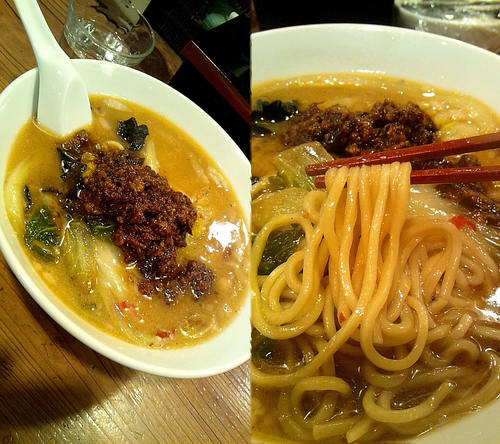 「季節のラーメン『ピリカラ白菜ラーメン肉みそ添え(￥930)』」@いぶし銀の写真