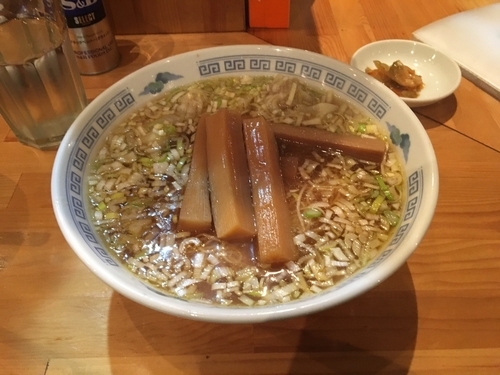 「タケノコワンタン麺 + チャーシュー丼(ハーフ)」@ウミガメ食堂の写真