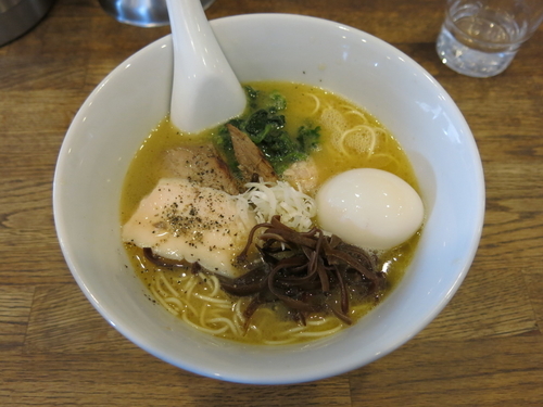 「よくばり水炊きらーめん：950円」@麺屋すみすの写真