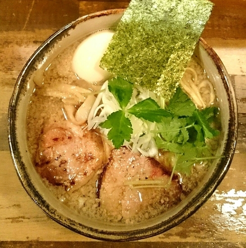 「なな蓮の新潟風煮干しそば【月曜限定】 味玉」@日本橋 製麺庵 なな蓮の写真