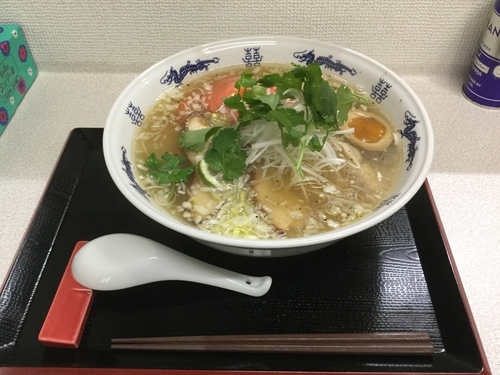 「真極め鶏そば　大盛り　900円（800円+100円）」@ラーメンとるくの写真