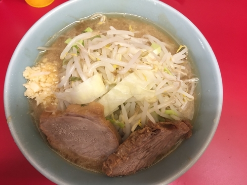 「ラーメン(700円)」@ラーメン二郎 新宿歌舞伎町店の写真