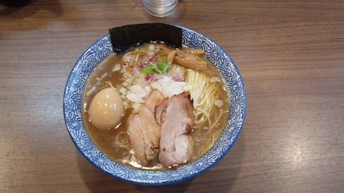 「極上煮干し中華そば（大）味玉」@煮干しつけ麺 宮元の写真