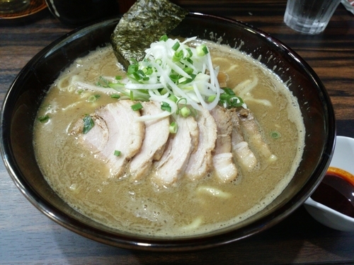 「煮干し醤油チャーシュー辛み小」@麺処 にそうの写真