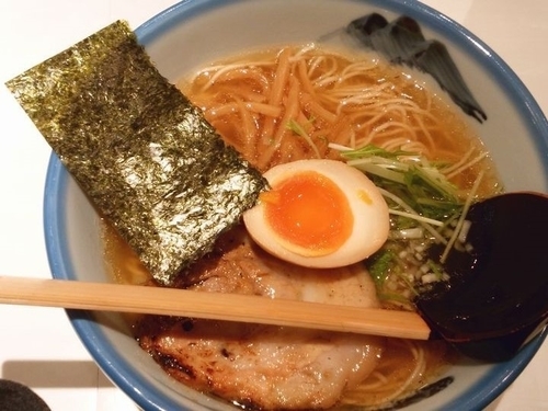 「塩らーめん（淡麗）」@AFURI 新宿ルミネの写真