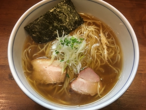 「醤油らーめん750円」@麺処 びぎ屋の写真