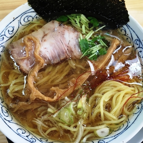 「牛と地鶏の濃厚中華そば」@中華そば 地鶏丸の写真