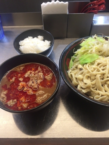 「紅つけ麺大盛り（850円）+ご飯（100円）」@麺創研 紅 国分寺の写真