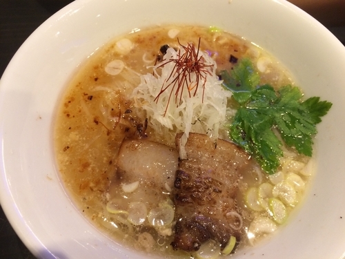 「XO醬薫イベリコ豚の玄瑛流ラーメン」@麺劇場 玄瑛 六本木店の写真
