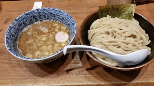 「つけ麺中盛」@舎鈴 ビーンズ武蔵浦和店の写真