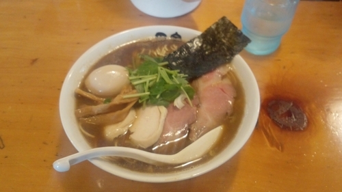 「味玉煮干そば（大）醤油」@中華そば 田家 本店の写真