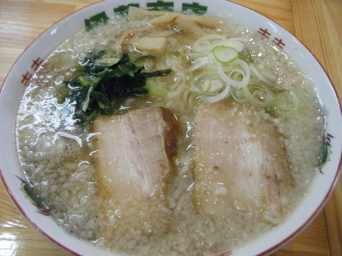 「白の中華そば（限定：細麺）710円」@伊藤商店 吉倉店の写真