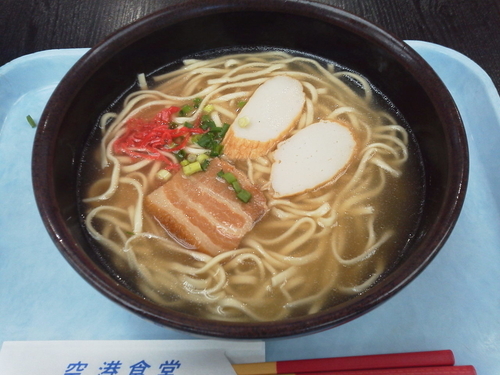 「沖縄そば 540円」@空港食堂の写真