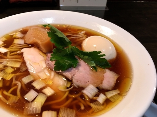 「味玉醤油らぁめん」@KaneKitchen Noodlesの写真