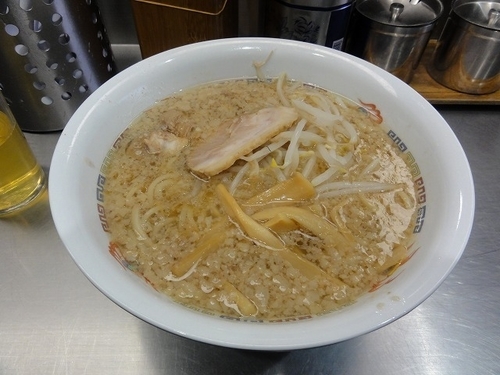 「ラーメン750円」@ホープ軒 千駄ヶ谷本店の写真