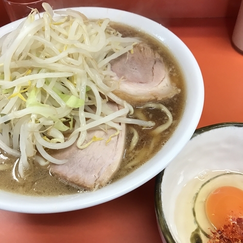 「半分固め、脂抜き、たまご、そのまま 750円」@ラーメン二郎 神田神保町店の写真