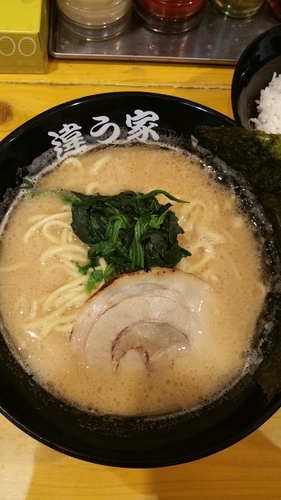 「家系鯛ラーメン」@横浜家系ラーメン 違う家の写真