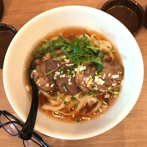 「牛肉刀削麺」@ラーメン 十二麺坊の写真