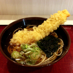 いか天そば（430円）