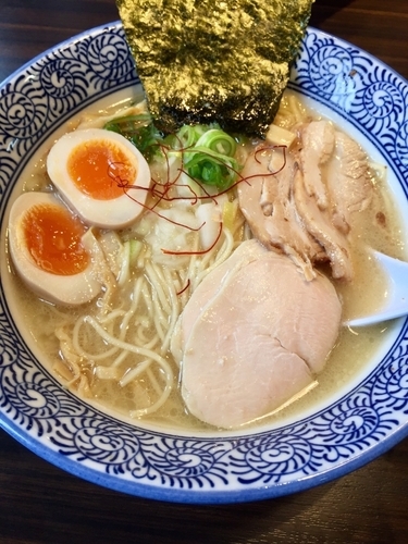 「特製濃厚白湯そば@750円」@極上煮干し鶏そば やまだ邸の写真