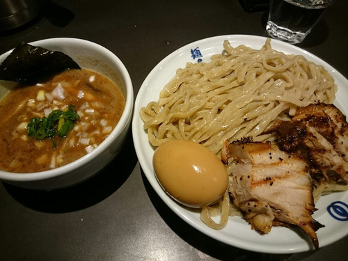 「濃厚虎嘯つけ麺」@麺屋武蔵 虎嘯の写真
