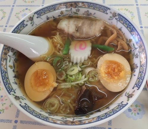 「ラーメン＋煮玉子（￥600＋￥100）」@富士屋の写真