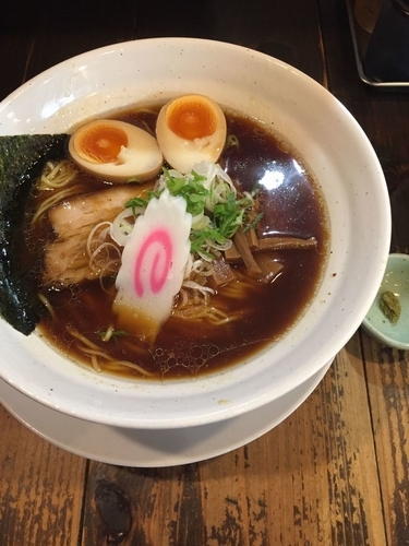 「魚醤油らーめん＋クーポン(半熟味付け玉子)」@麺蔵 もみじの写真