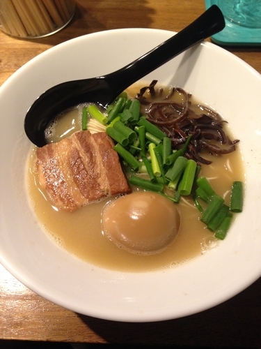 「豚そば 味玉(ラーパス)」@笑堂の写真