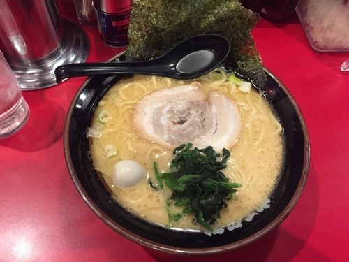「ラーメン 大盛り」@横浜家系ラーメン 五反田 大和家の写真
