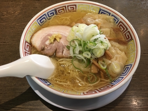 「塩中華 + 雲呑」@丸中華そばの写真