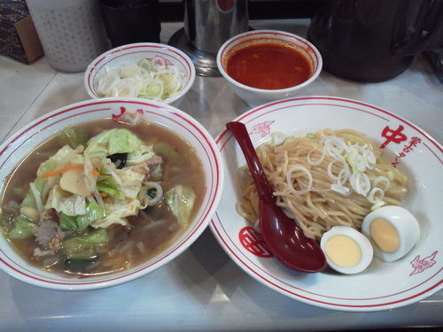 「冷やし醤油タンメン＋北極スープ＋ねぎ 1020円」@蒙古タンメン 中本 町田店の写真