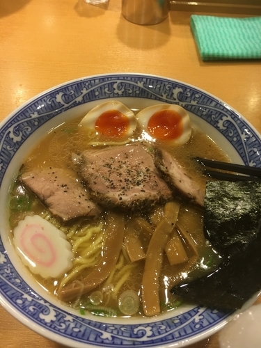 「特製中華そば」@中華そば 青葉 大宮東口店の写真