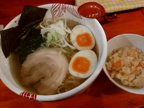 「味玉らーめん（塩）850円＋炊き込みご飯」@麺処 あす花の写真