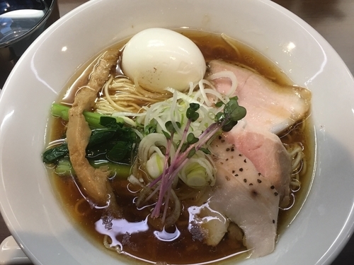 「味玉醤油中華そば930円」@usaco noodlesの写真