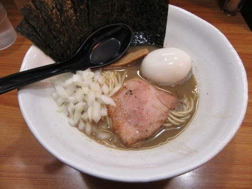 「味玉らーめん（８００円）＋海苔１００円」@いのうえの写真