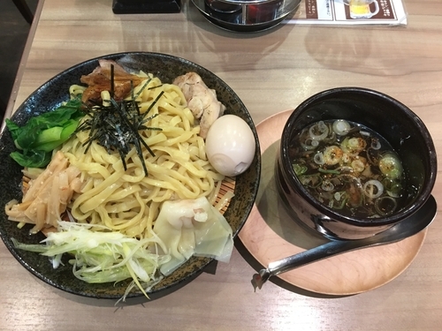 「特製つけ麺 1220円」@麺屋 空海 サクラス戸塚店の写真