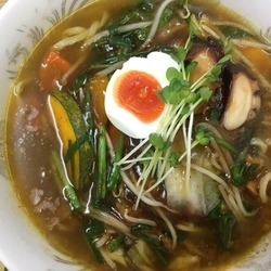 幸せの黄色いスタミナ 850円