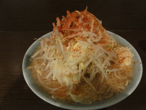 「ラーメン700円　野菜ニンニク唐辛子」@ラーメン二郎 JR西口蒲田店の写真
