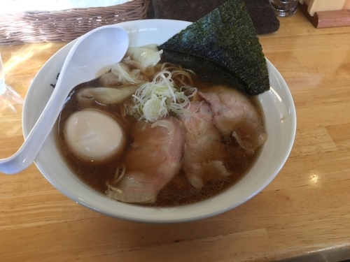 「特製支那そば」@支那そば 燈灯亭の写真