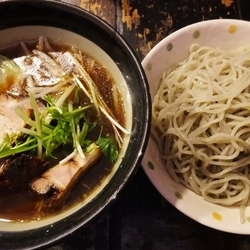 野菜つけ麺　　700円