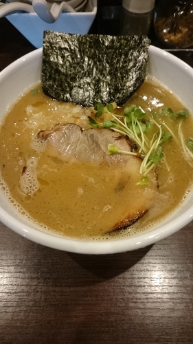 「濃厚中華そば」@自家製麺 まかないへきるの写真