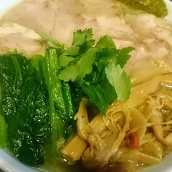 極塩＋大盛＋肉増し１００円