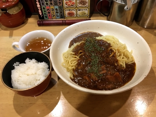 「カレーヌードル＋サービス小ライス」@らーめん房 とりとんの写真