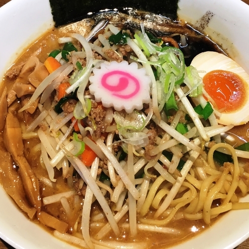 「【限定】いつかのメリー味噌らーめん」@Dragon Noodle's ドラゴンラーメンの写真