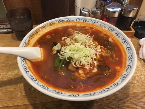 「オロチョンラーメン（スーパー：辛さ3倍）＋ニンニク」@利しりの写真