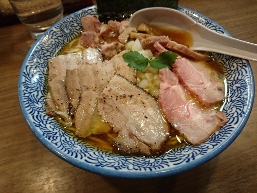 「チャーシュー極上煮干しそば」@煮干しつけ麺 宮元の写真