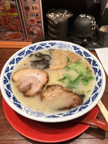「亀王ラーメン」@九州らーめん亀王 十三駅前店の写真