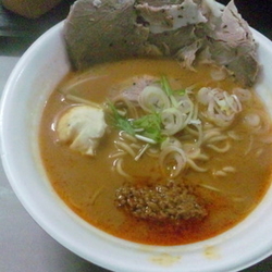 名古屋コーチンと蟹出汁の濃厚味噌ラーメン＠麺魂×世界が麺で